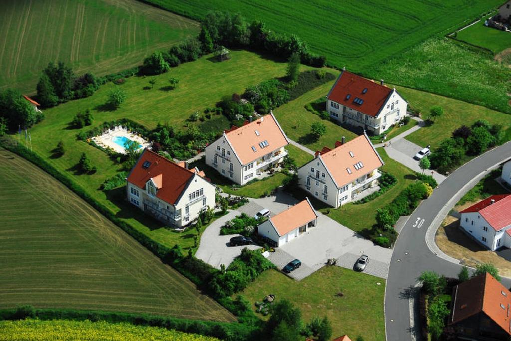 Auszeit - Ihr Sibyllenbad Gaestehaus Neualbenreuth Bagian luar foto